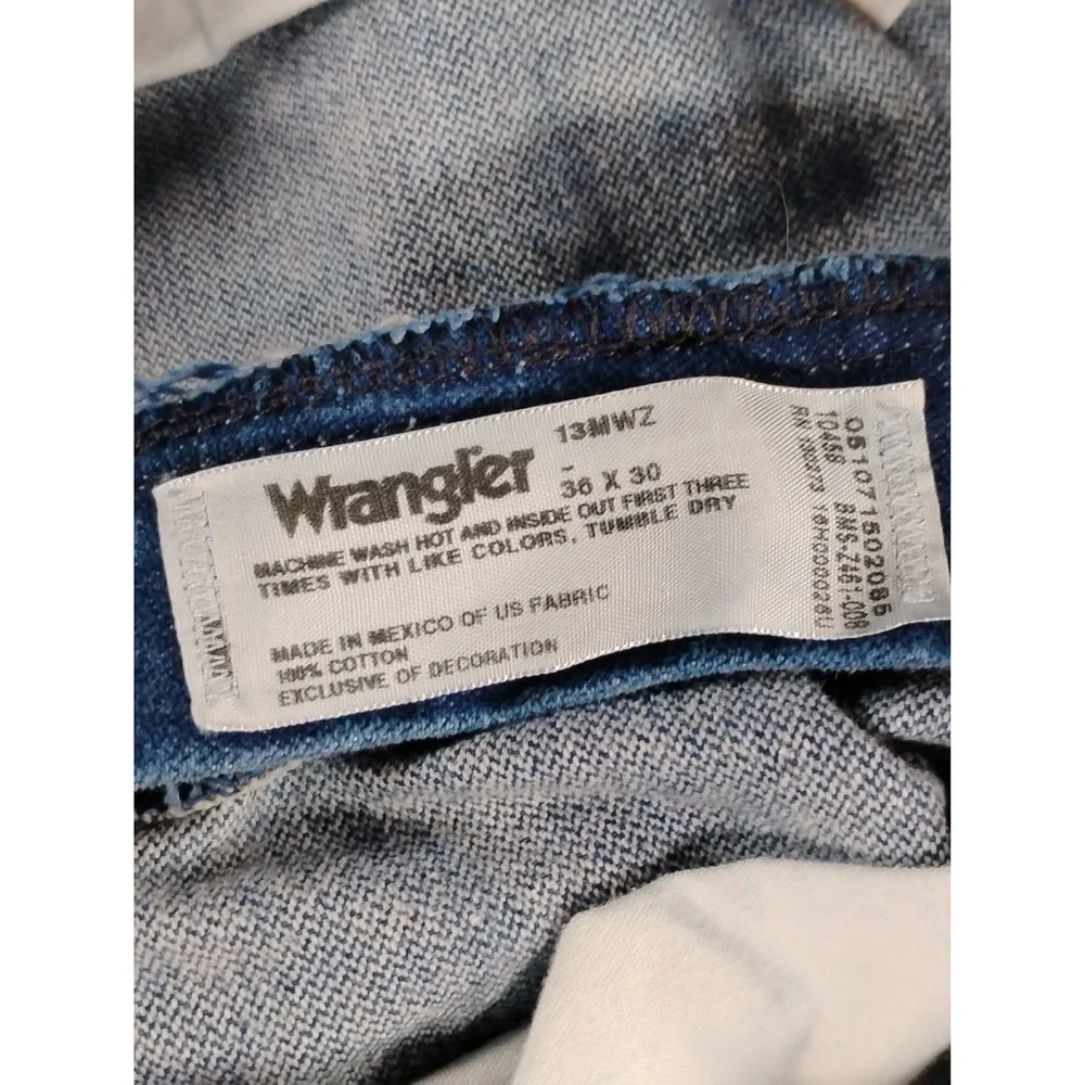 Wrangler 13MWZ Cowboy Cut Jeans Mens 36x30 Denim Workwear Minimalist Streetwear
